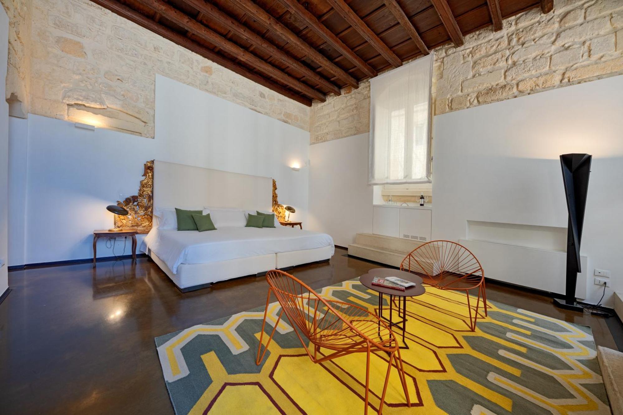 Palazzo Persone Dimora Storica Bed & Breakfast Lecce Exterior photo