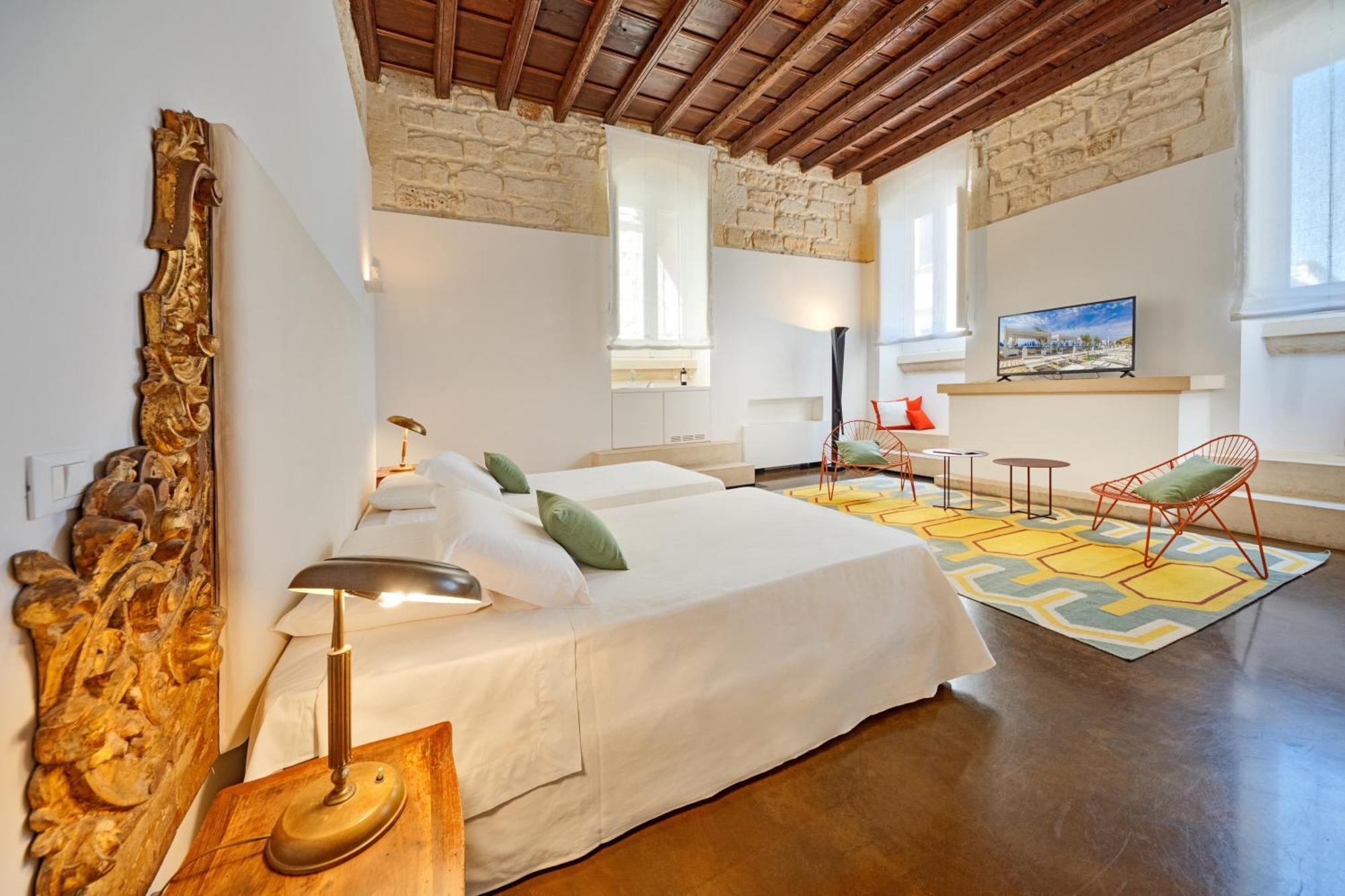 Palazzo Persone Dimora Storica Bed & Breakfast Lecce Exterior photo