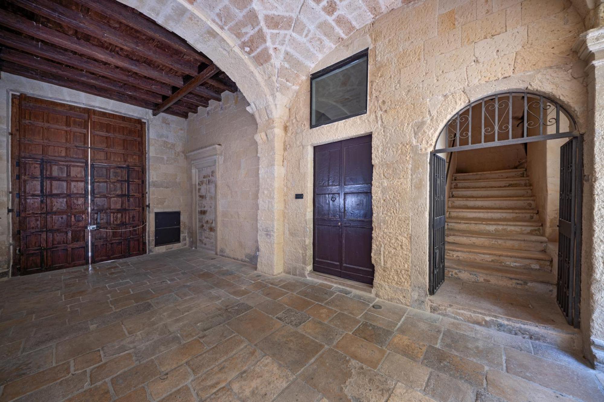 Palazzo Persone Dimora Storica Bed & Breakfast Lecce Exterior photo